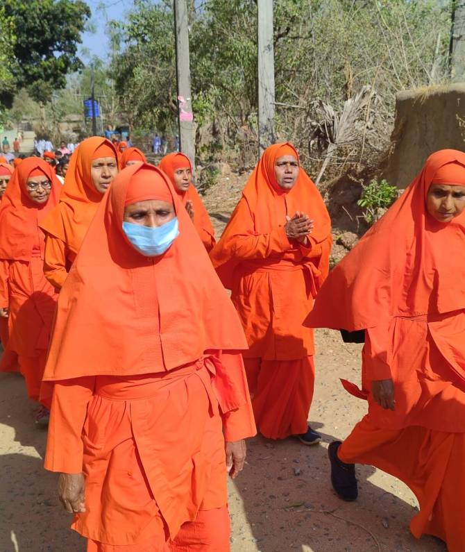 Marching towards Dadhichi Hill_(1)